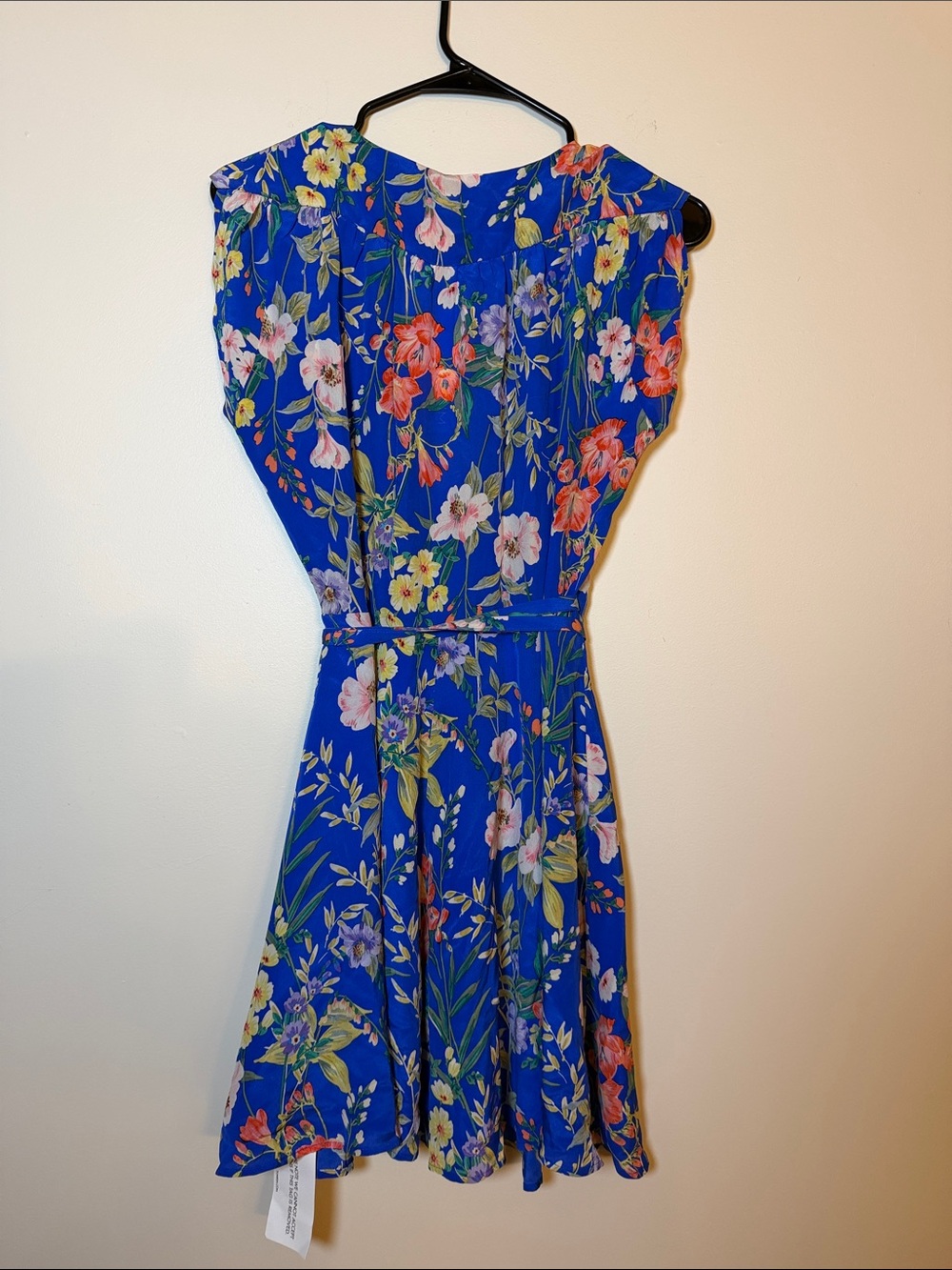 NWT Yumi Kim 100% Silk Wrap dress Size Medium - Picture 3 of 4